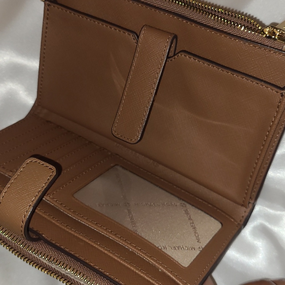 Michael Kors Brown Wristlet Clutch - Picture 9 of 13